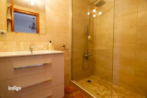 Ter002 Bright Two Bedroom Townhouse