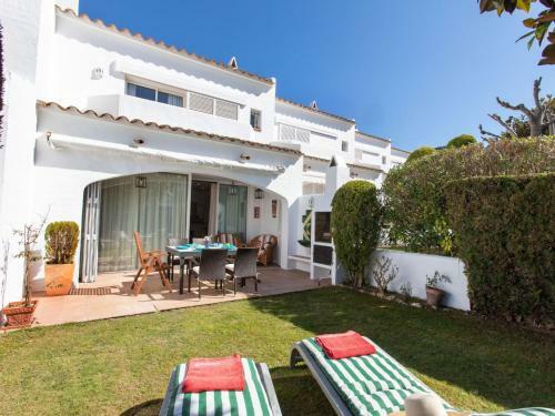 Holiday Home La Reserva-2