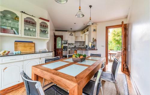 Beautiful Home In Baiona With Wifi And 3 Bedrooms
