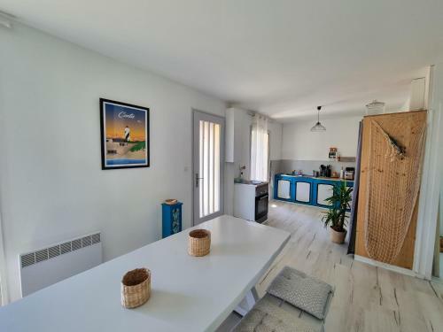 La Cabane Des Pr�s ~maison Chaleureuse Proche Lac