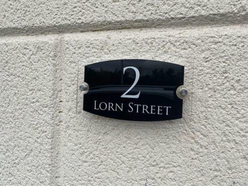 Superb House - 2 Lorn Street