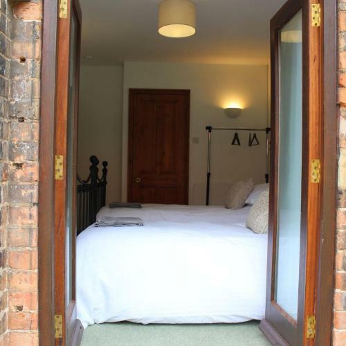 Hostal Holly Lodge Country Guest House