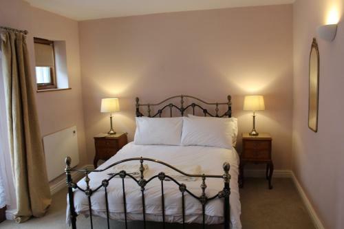 Hostal Holly Lodge Country Guest House