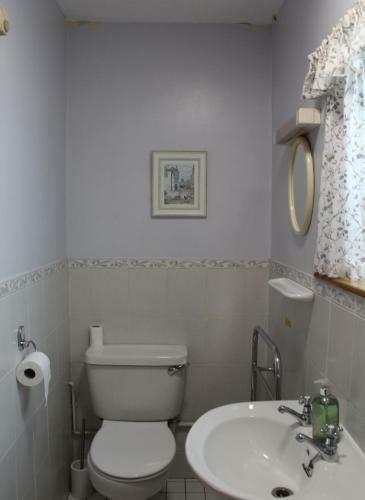 Hostal Holly Lodge Country Guest House