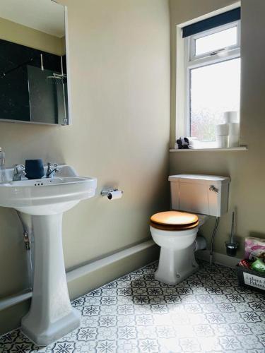 Church View, Dog Friendly, With Parking,