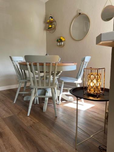 Church View, Dog Friendly, With Parking,