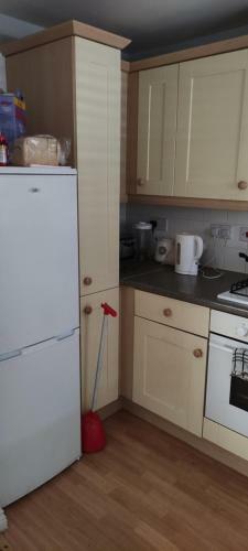 Immaculate 1-bed Apartment In Borehamwood