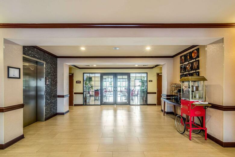 Hotel Comfort Inn & Suites Panama City