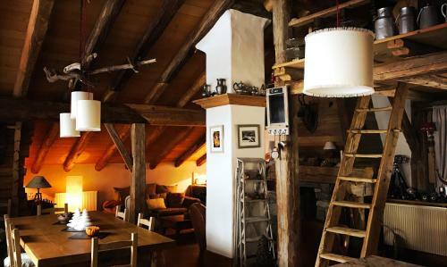 Hostal Chalet Aline