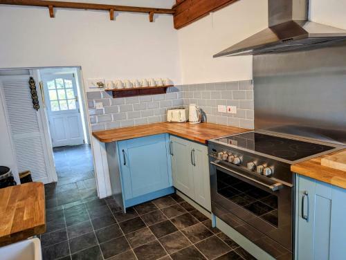 Horseshoe Cottage