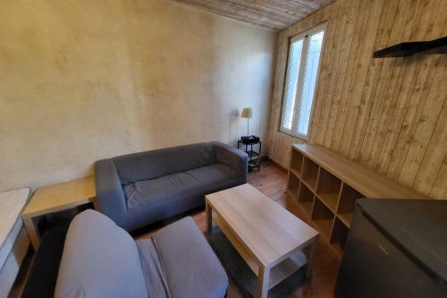 Apartamento Charming Studio For 2 - Place Saint-lazare