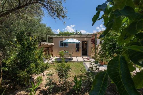Apartamento Bougainvillea House With Private Garden
