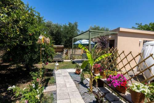 Apartamento Bougainvillea House With Private Garden