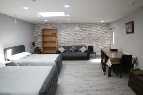 Hsz Apartments