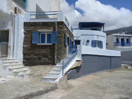 Anthie's Shore House