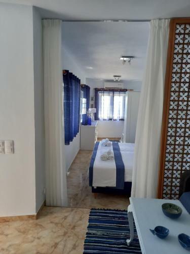 Anthie's Shore House