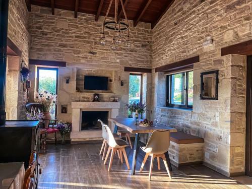 Olive Land - ?? ??? ????? / Stone Villa.