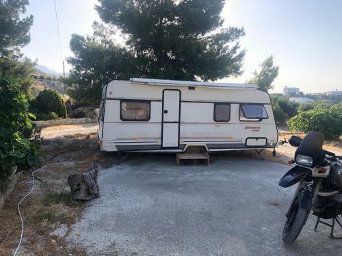 Anastasia Caravan