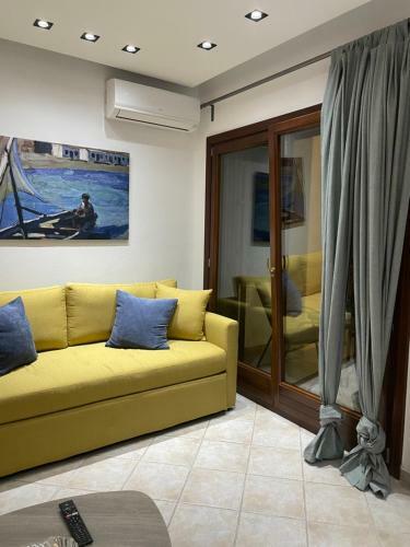 Apartamento Tsiri Home
