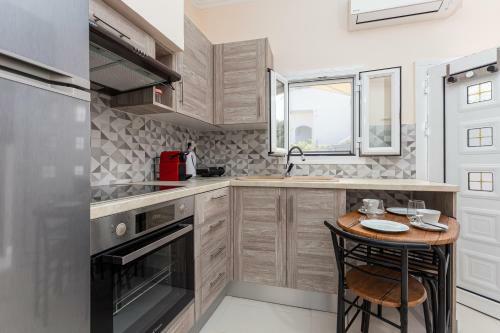 Apartamento Fouki Studio Ipsos Beach