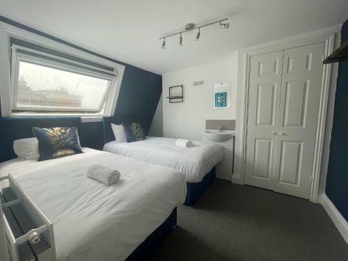 Morden Holiday House Next To Brighton Beach Sleep 15