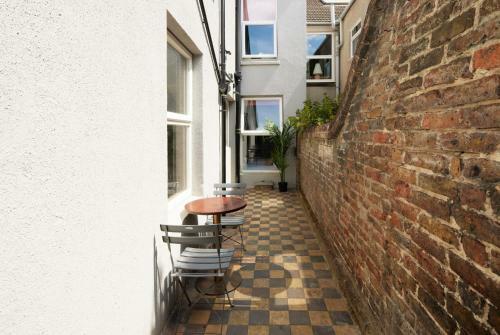 Boho Chic Apartment, Hove - Artists Corner