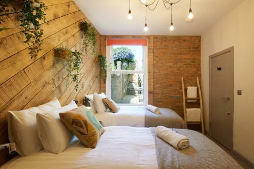 Boho Chic Apartment, Hove - Artists Corner