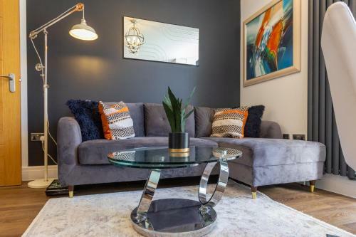 Bright Cheery 4 Bd Apartment By Brighton Station