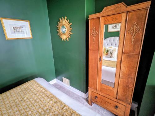 Apartamento Deco Studio: King Bed, Kitchenette, Stylish & Comfortable