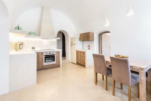 Villa Retreat In Timeless Beauty