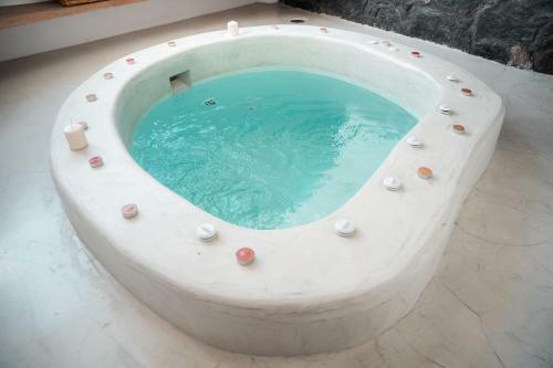 Villa Retreat In Timeless Beauty