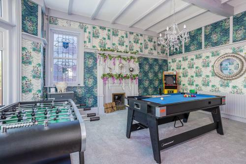 Empress Hall Blackpool By Charles Alexander Short Stay