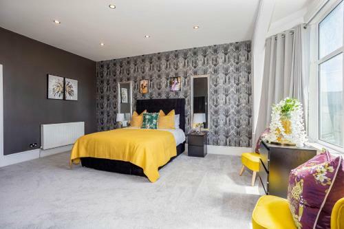 Empress Hall Blackpool By Charles Alexander Short Stay