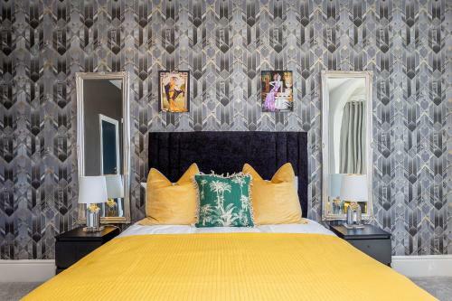 Empress Hall Blackpool By Charles Alexander Short Stay