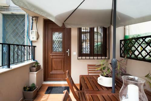 Villa 19th Century Luxury Maisonette In The Center