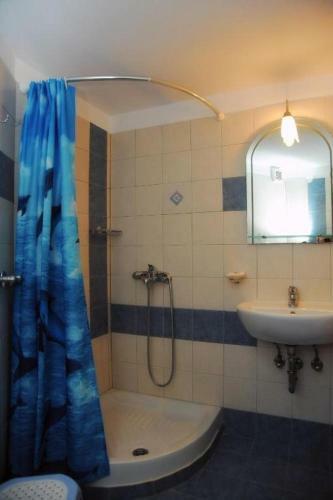 Apartamento Karyatides Homes
