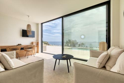 's Cave Villas Seaside Karystos