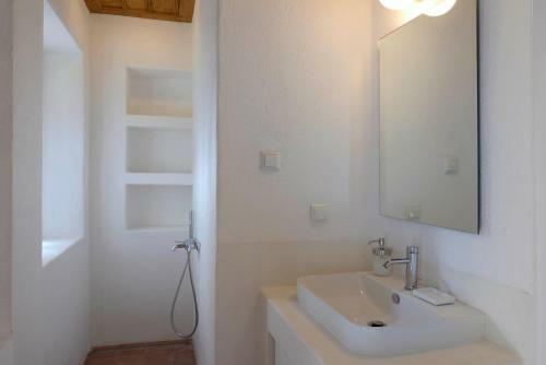 Bed & Breakfast Patrick & Joan Leigh Fermor House