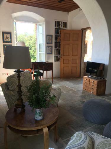 Bed & Breakfast Patrick & Joan Leigh Fermor House
