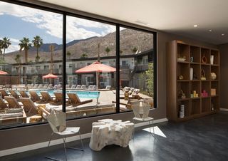 Hotel The Curve Palm Springs