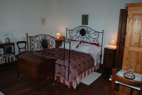 Bed & Breakfast La Bifora E Le Lune Vico Sotto Gli Archi 5