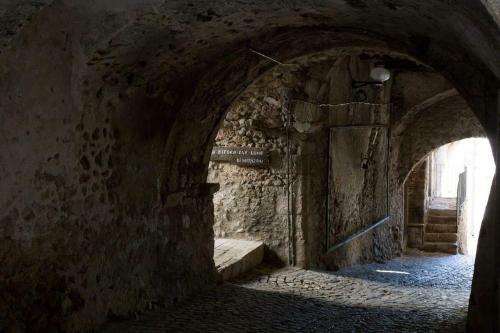 Bed & Breakfast La Bifora E Le Lune Vico Sotto Gli Archi 5