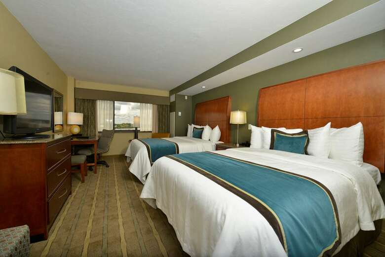 Best Western Premier Waterfront Hotel & Convention Center