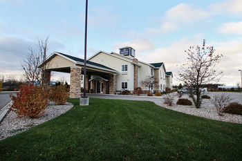 Hotel Cobblestone Inn & Suites Oshkosh