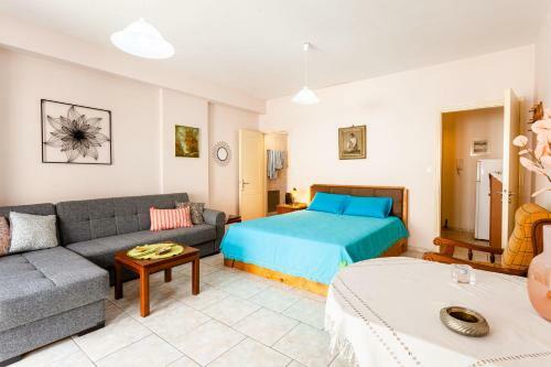 Posada Kalamata City Centre-cozy Nest