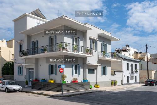 Angelinas Quarters - Kalamata Mediterranean Villas