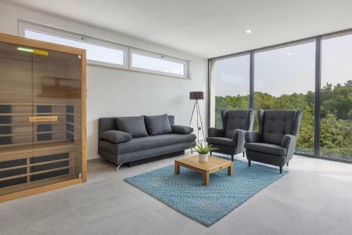 First Residence Villa Middlearth