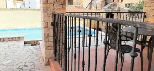 Apartement Mit Pool Und Gem�tlicher Grillecke