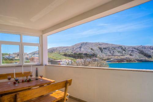 Apartment Krste With Mountain And Seaview