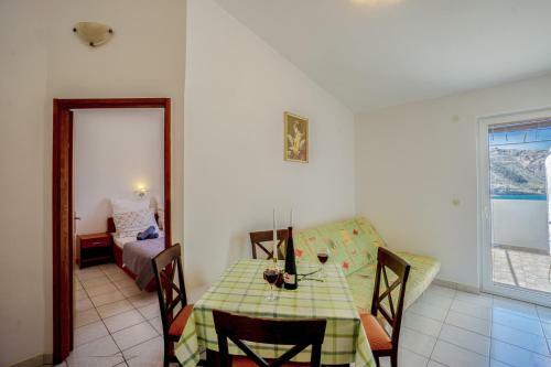 Apartment Krste With Mountain And Seaview
